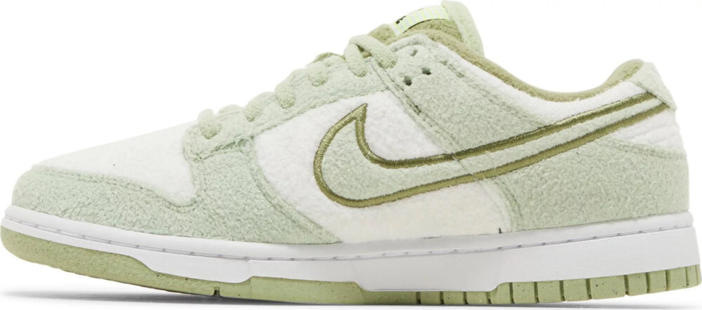 Nike Dunk Low SE Fleece - Honeydew Wmns