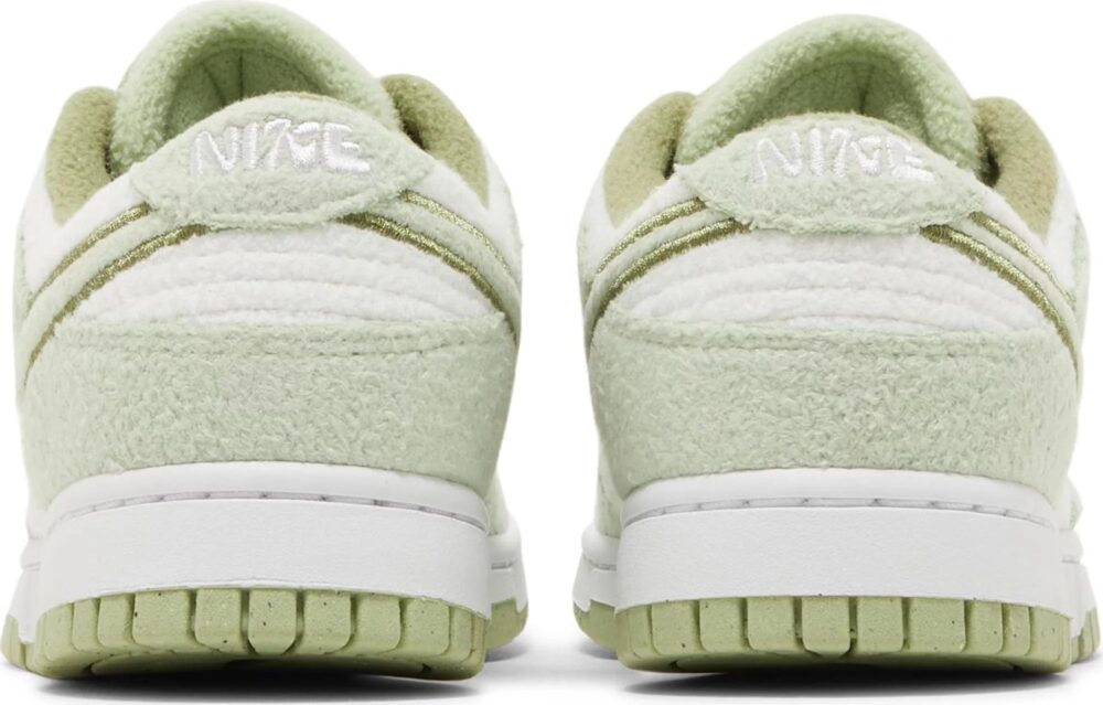 Nike Dunk Low SE Fleece - Honeydew Wmns