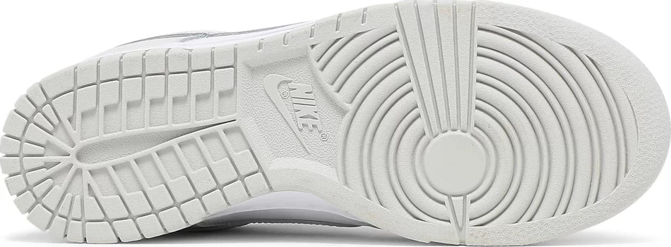 Nike Dunk Low Photon Dust Wmns