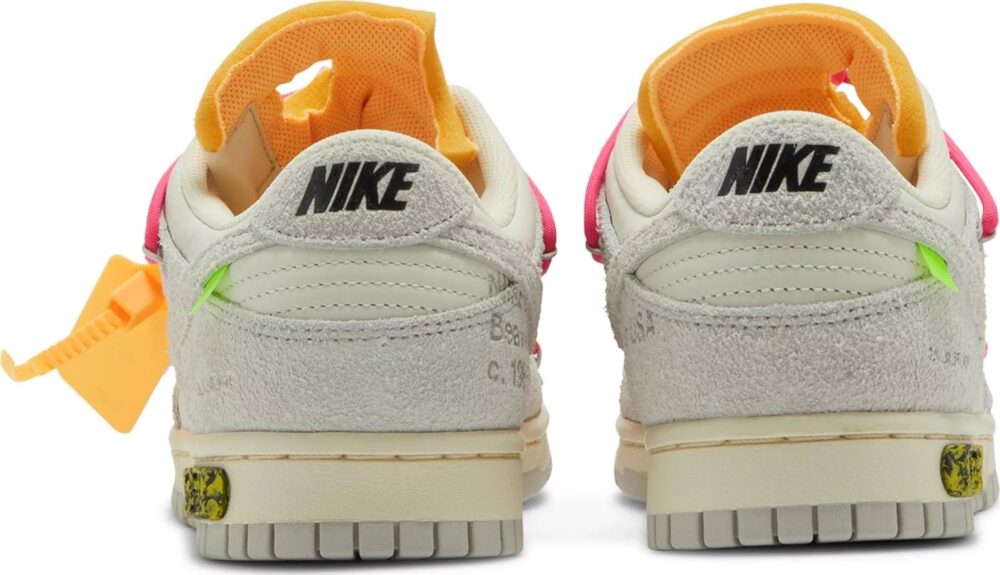 Off-White x Nike Dunk Low Lot 17 of 50