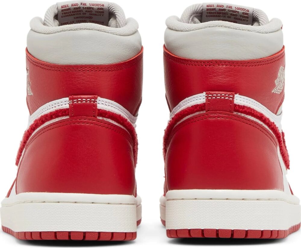 Air Jordan 1 High OG Newstalgia Chenille Wmns
