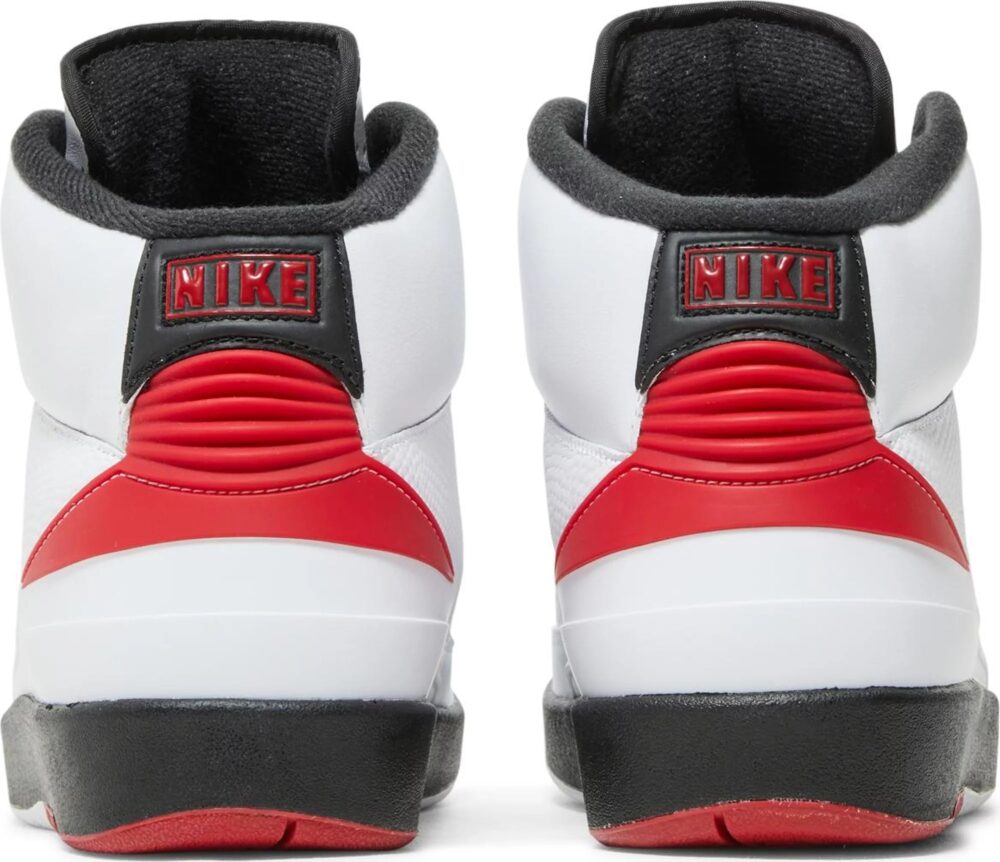 Air Jordan 2 Retro Chicago 2022